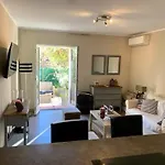 Cannes Little House